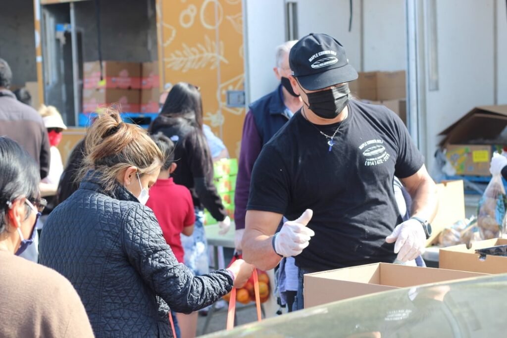 EL CENTRO HISPANO: MÁS DE MEDIO SIGLO EL PILAR DE WHITE PLAINS 🏠❤️ 197795530 3569687449797526 5514690927208838002 n