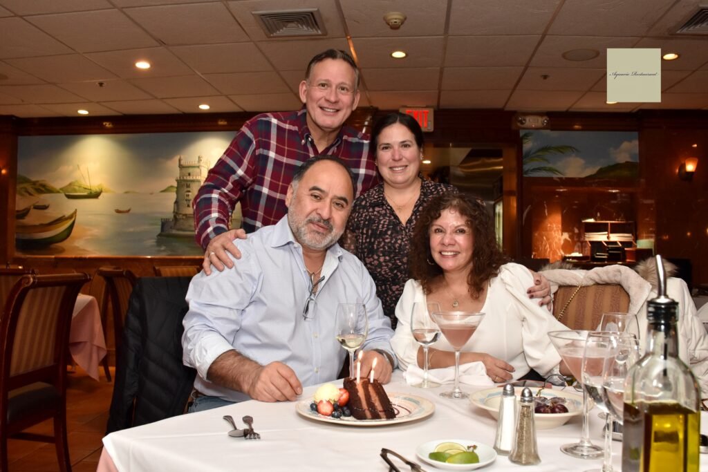 AQUARIO RESTAURANT: ARTE Y TRADICIÓN DEL ATLÁNTICO EN WESTCHESTER 🌊🎨 page001 21